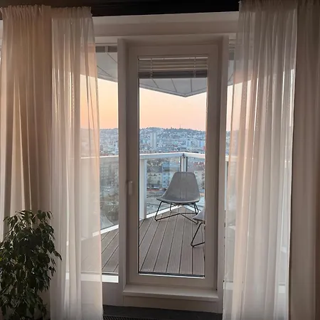 Zora Exclusive By Chors 布拉迪斯拉发