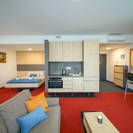 Zora Exclusive By Chors Apartment Bratislava
