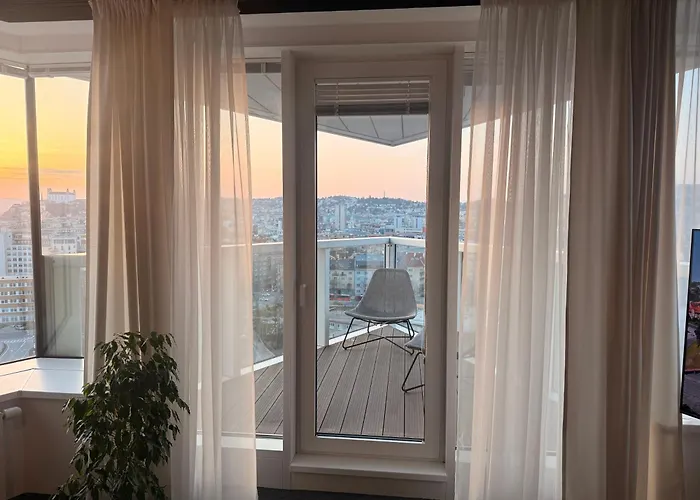 Zora Exclusive By Chors Bratislava