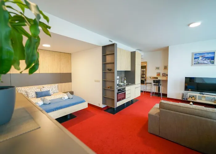 アパート Zora Exclusive By Chors